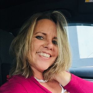 Meet your Posher, Christy